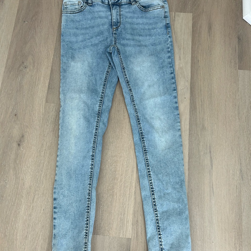Girl’s Light Blue Jeans